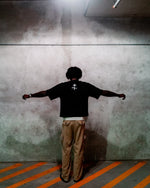 Revelation 1:7 Jet Black Cropped